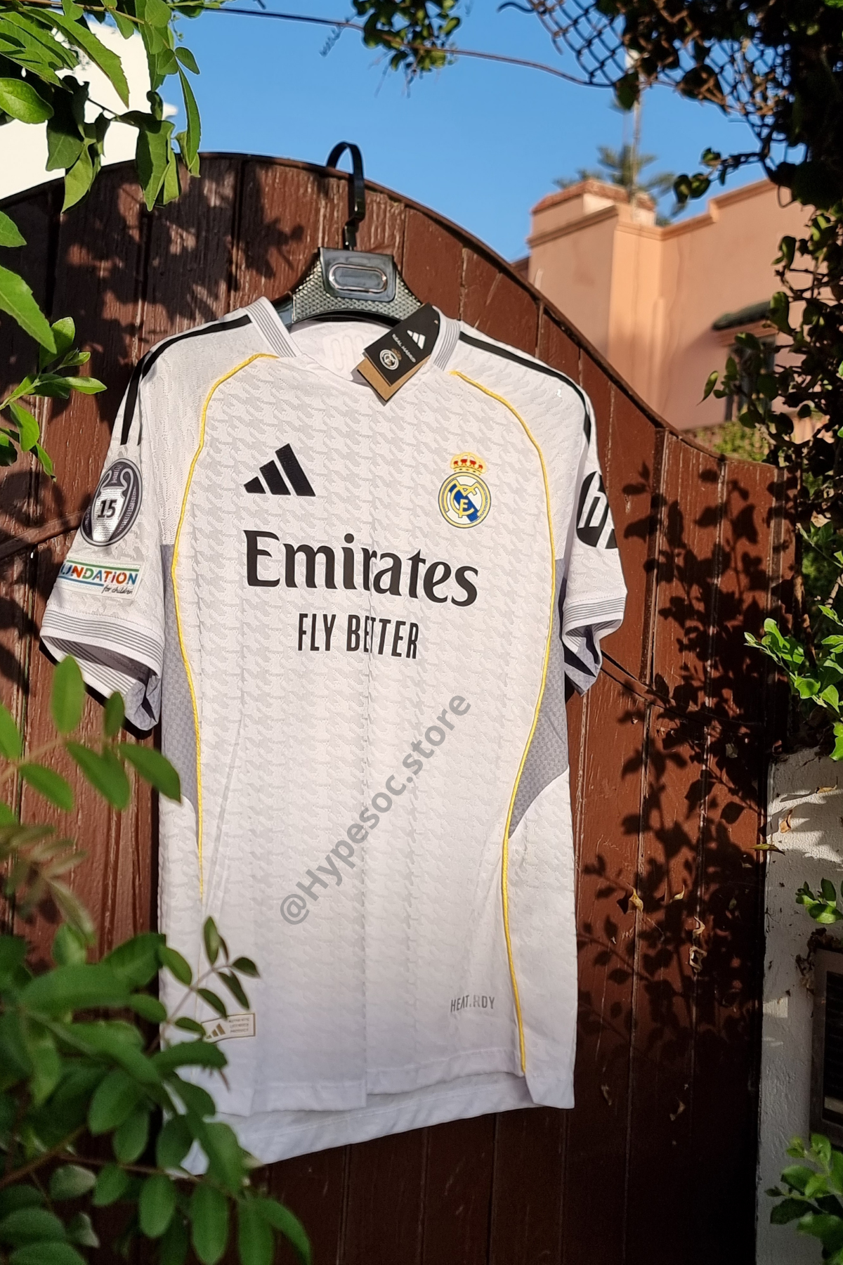 قميص ريال مدريد  لموسم 2025-2026